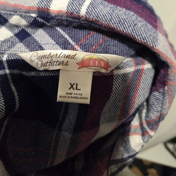 Cozy & Colorful Flannel Shirt – Blue, Pink & Purple – Lightly Loved XL - Picture 3 of 3